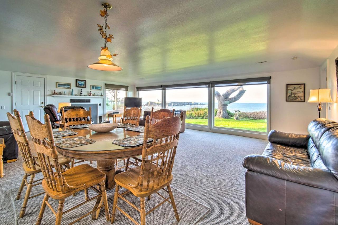 קוס ביי Cliffside Lighthouse Beach Home With Ocean View מראה חיצוני תמונה